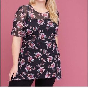 Lane Bryant top 26/28 NWT (two pc)